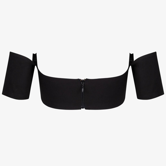 Black Cutout Crop Top - Picture 7 of 7